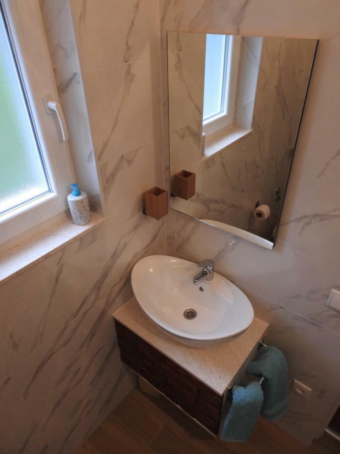 Apartamento Sunrise Vid Dugi Rat Exterior foto