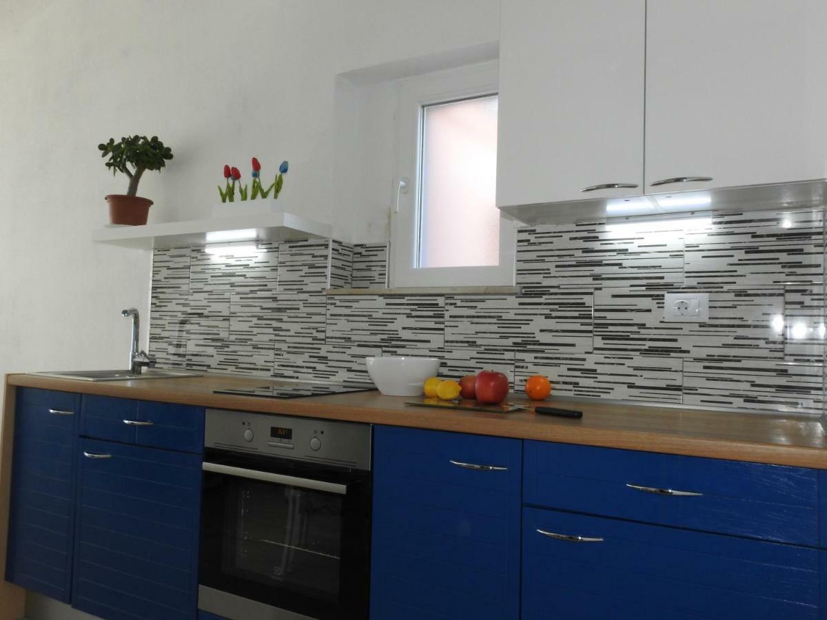 Apartamento Sunrise Vid Dugi Rat Exterior foto